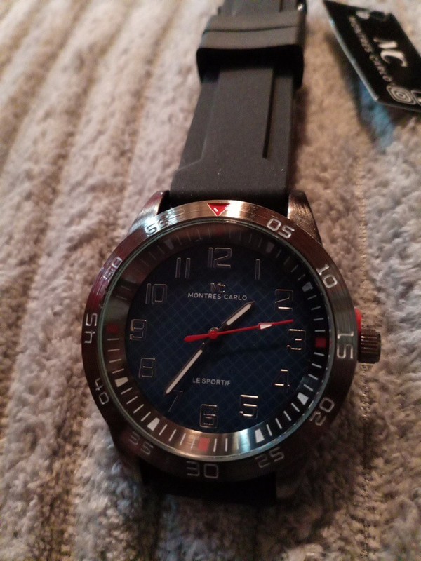 Montres Men's Analog Wristwatch Black Silicone Band Blue Face Round Dial