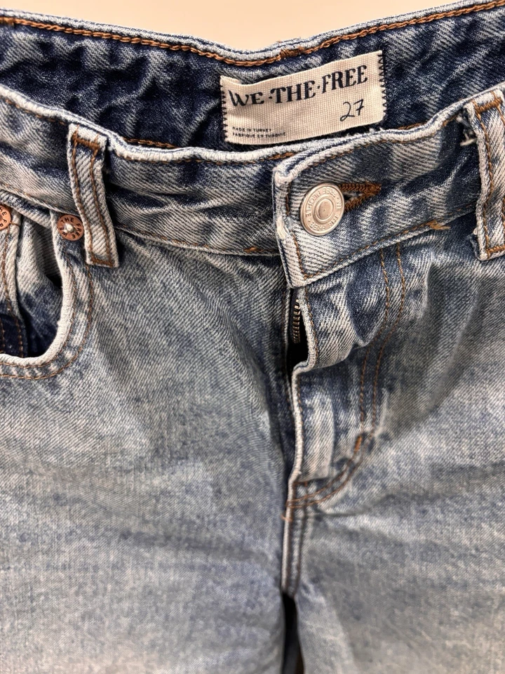 Free People Extra Wide Legs Baggy Jeans  Size 27 Waist 30” - Image 4 of 4