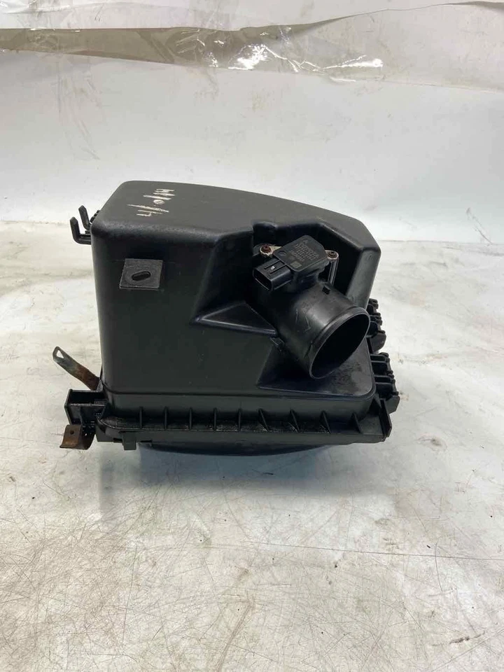 Used Air Cleaner Assembly fits: 2009 Toyota Corolla 1.8L 2ZRFE engine Grade A Foto 2 de 4