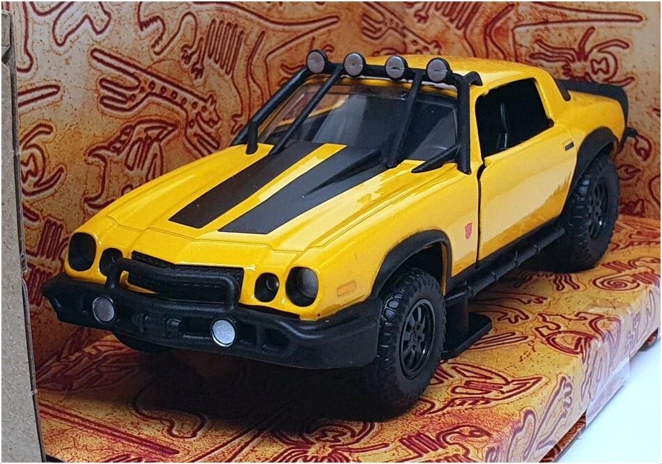 Jada 1/32 Scale 34258 - Transformers 1977 Chevrolet Camaro Bumblebee - Image 4 of 4