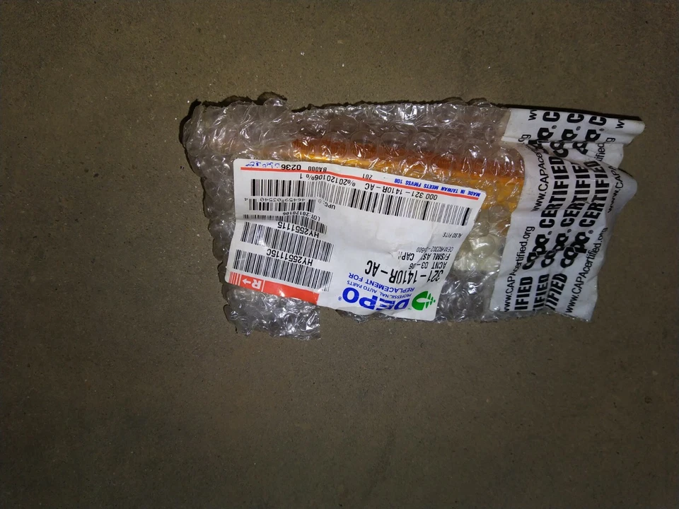 Side Marker Light / Fog Light Assembly Right Maxzone 2003-2006 Hyundai Accent - Image 3 of 3