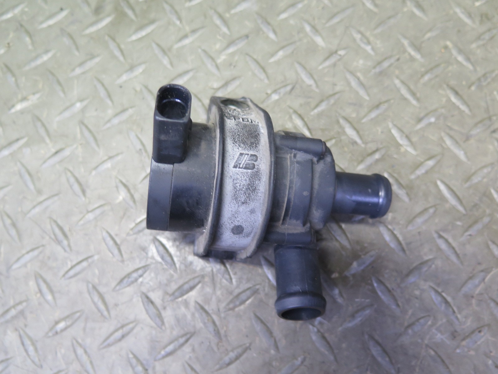 2006-2012 BENTLEY FLYING SPUR 6.0L ENGINE  AUXILIARY WATER COOLANT PUMP SET