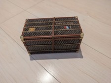Louis Vuitton Wood Brown Miss France Trunk Paperweight Monogram M99408 Used