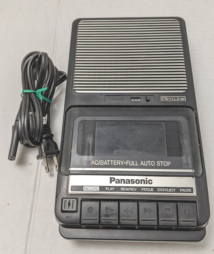 【激レア】Panasonic パナソニック製 カセットレコーダー RQ-2102 Panasonic RQ-2102 Slim Line Portable Cassette Tape Player
