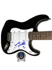 KEITH RICHARDS SIGNED AUTOGRAPH FENDER STRATOCASTER GUITAR BAS ROLLING STONES