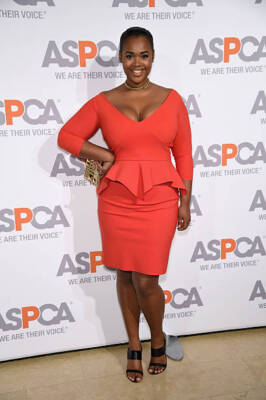 Model Victoria Lee at ASPCA'S 18th Annual Bergh Ball honoring Edie - Old Photo 1