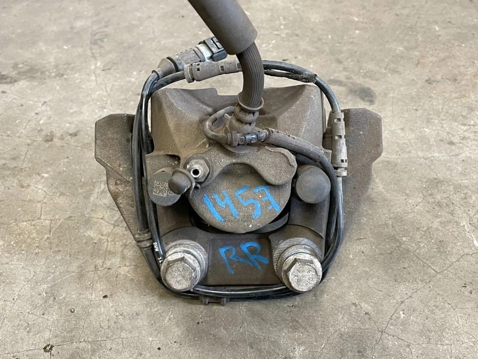 Pinza de freno trasera derecha pasajero BMW Alpina B7 F01 F02 1457 OEM Foto 3 de 4