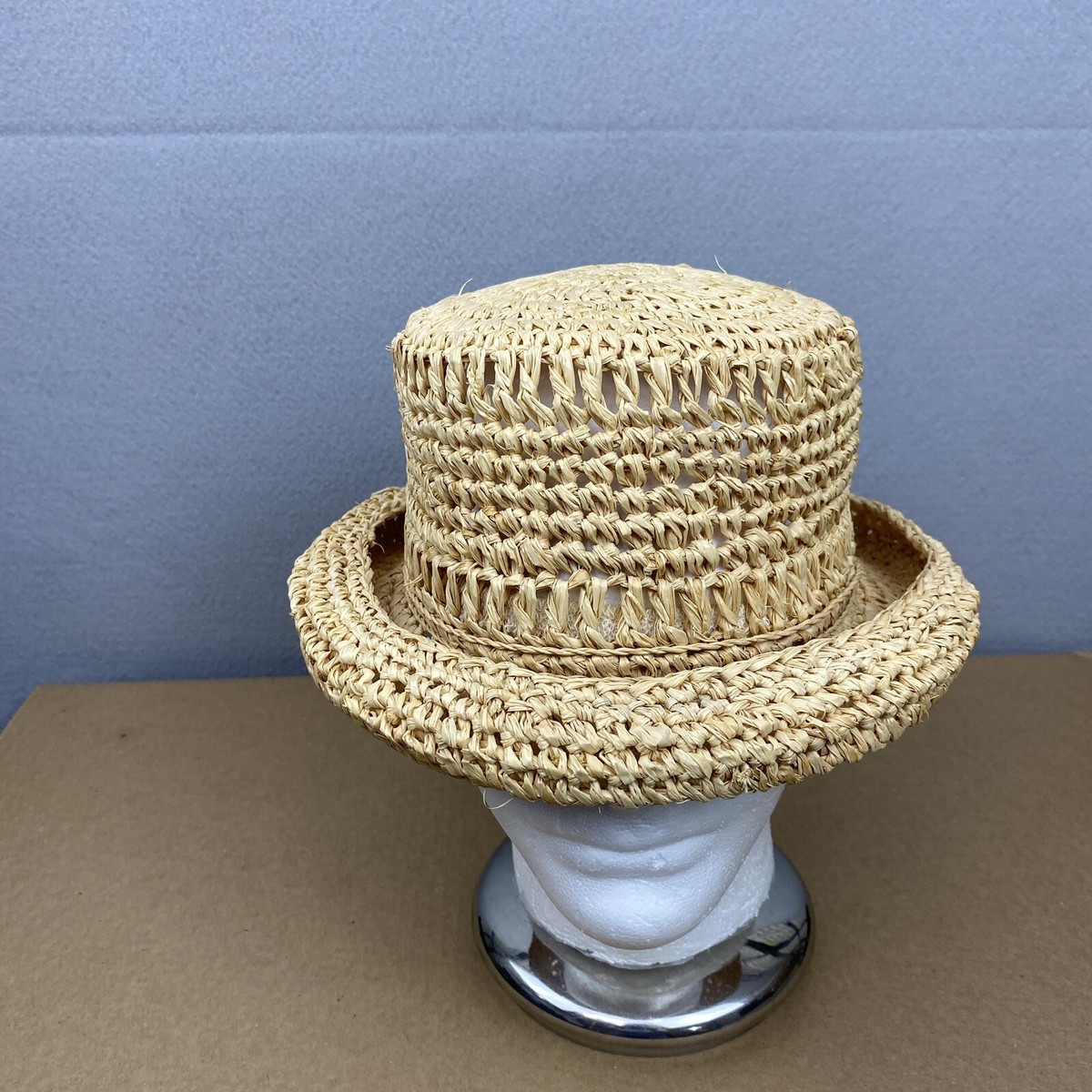 Scala Women's Raffia Natural Fiber Crochet Hat Size Medium New