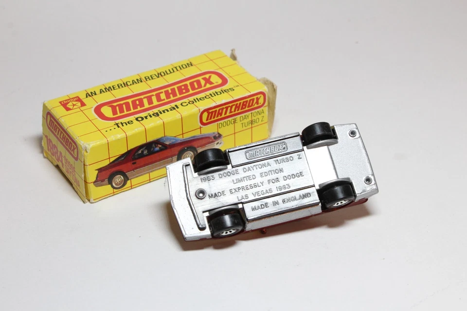 Caja promocional Matchbox Superfast MB 28 Chrysler Daytona - RARA BASE LAS VEGSA Foto 3 de 3