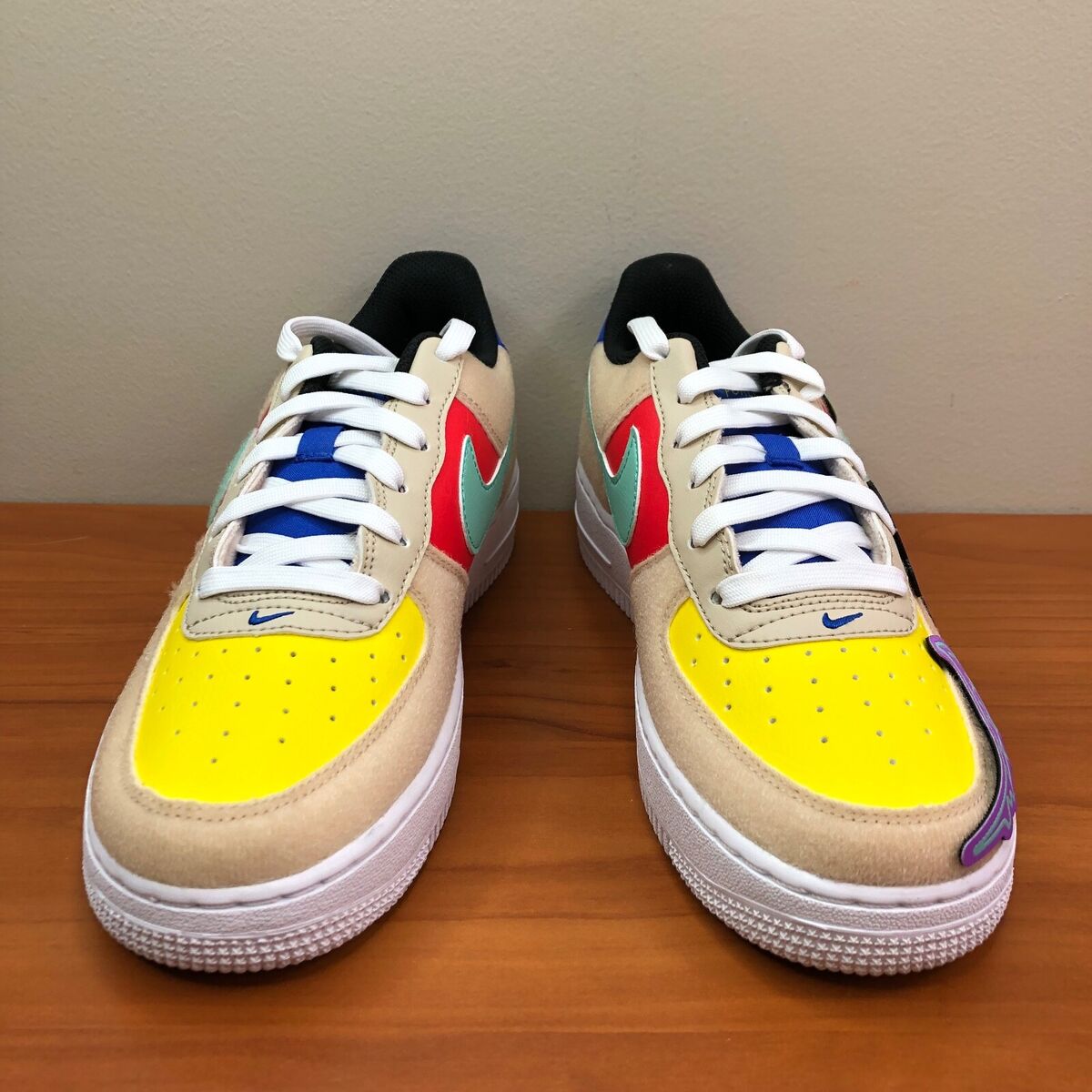 Nike Air Force 1 Low Shoes with Removable Patches FN7818 100 Nike Air Force 1 Low Shoes with Removable Patches FN7818 100