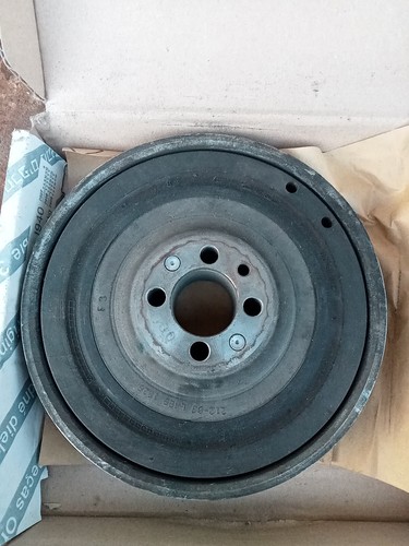 PULEGGIA ALBERO MOTORE FIAT FREEMONT BRAVO II 2.0 JTD Multijet dal 2008 - Foto 2 di 3