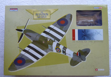 SPITFIRE with MERLIN ENGINE MODEL - CORGI AVIATION ARCHIVE - AA31921 - 1 :72