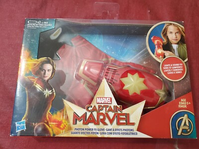 Hasbro Captain Marvel Photon Power FX Glove Has Lights And Sounds Requires 2 AA