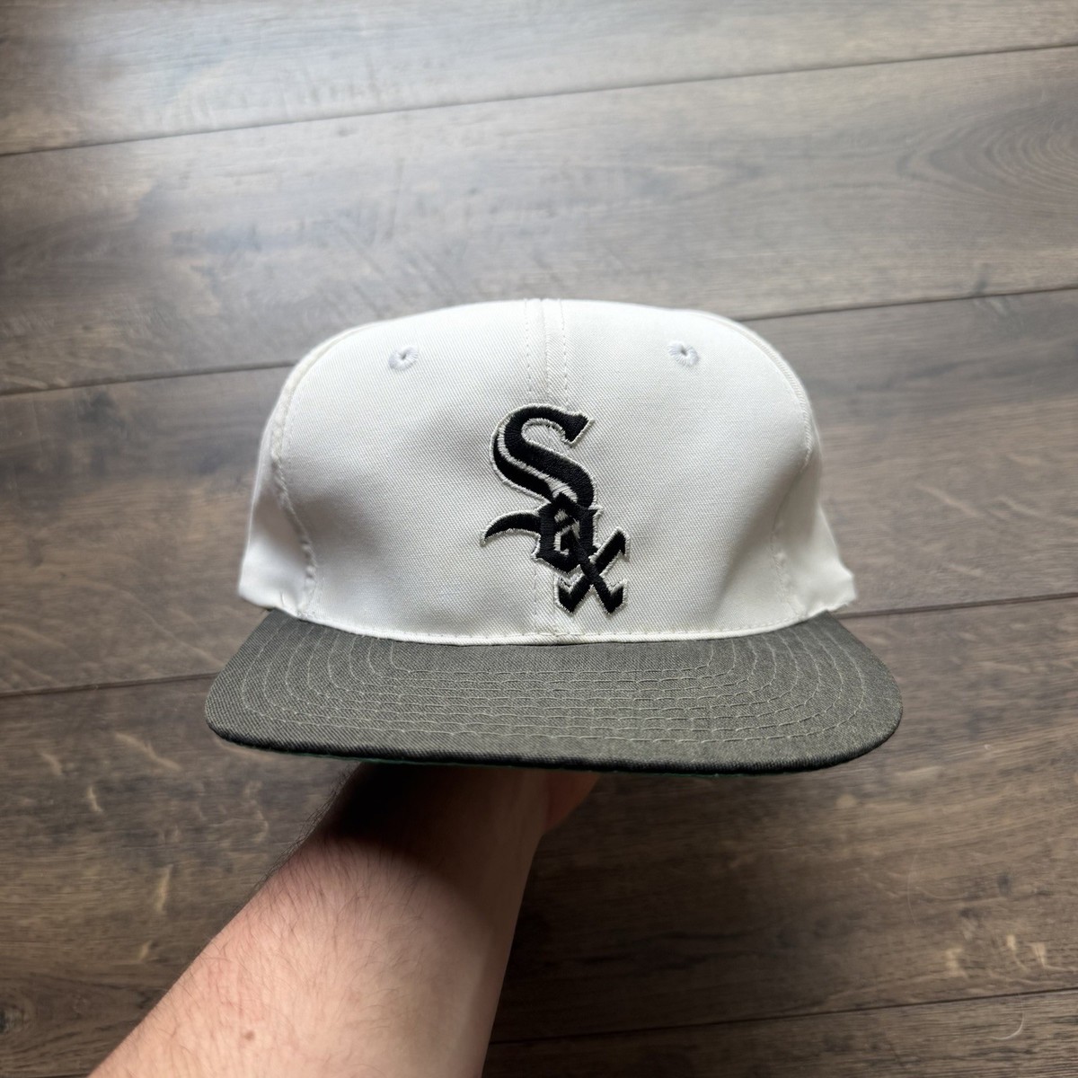 Vintage Chicago White Sox Snapback Hat 90s One Size MLB Cap Faded