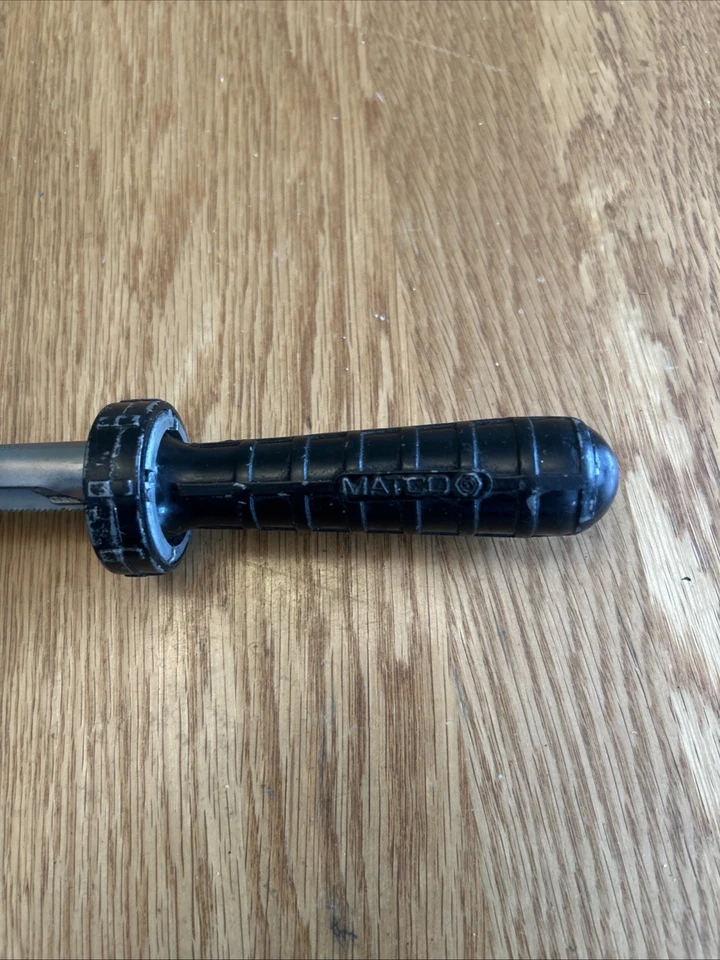 Mini sierra compacta Matco Tools HS45 perfil bajo Foto 3 de 4