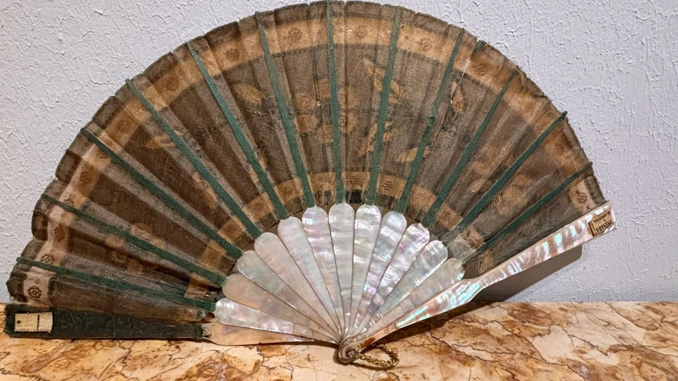 abanico de mano antiguo madreperla Foto 4 de 4