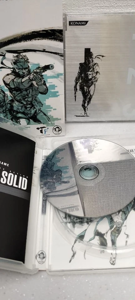 Konami Metal Gear Solid HD Edition Premium Package for PlayStation 3 - Image 4 of 4