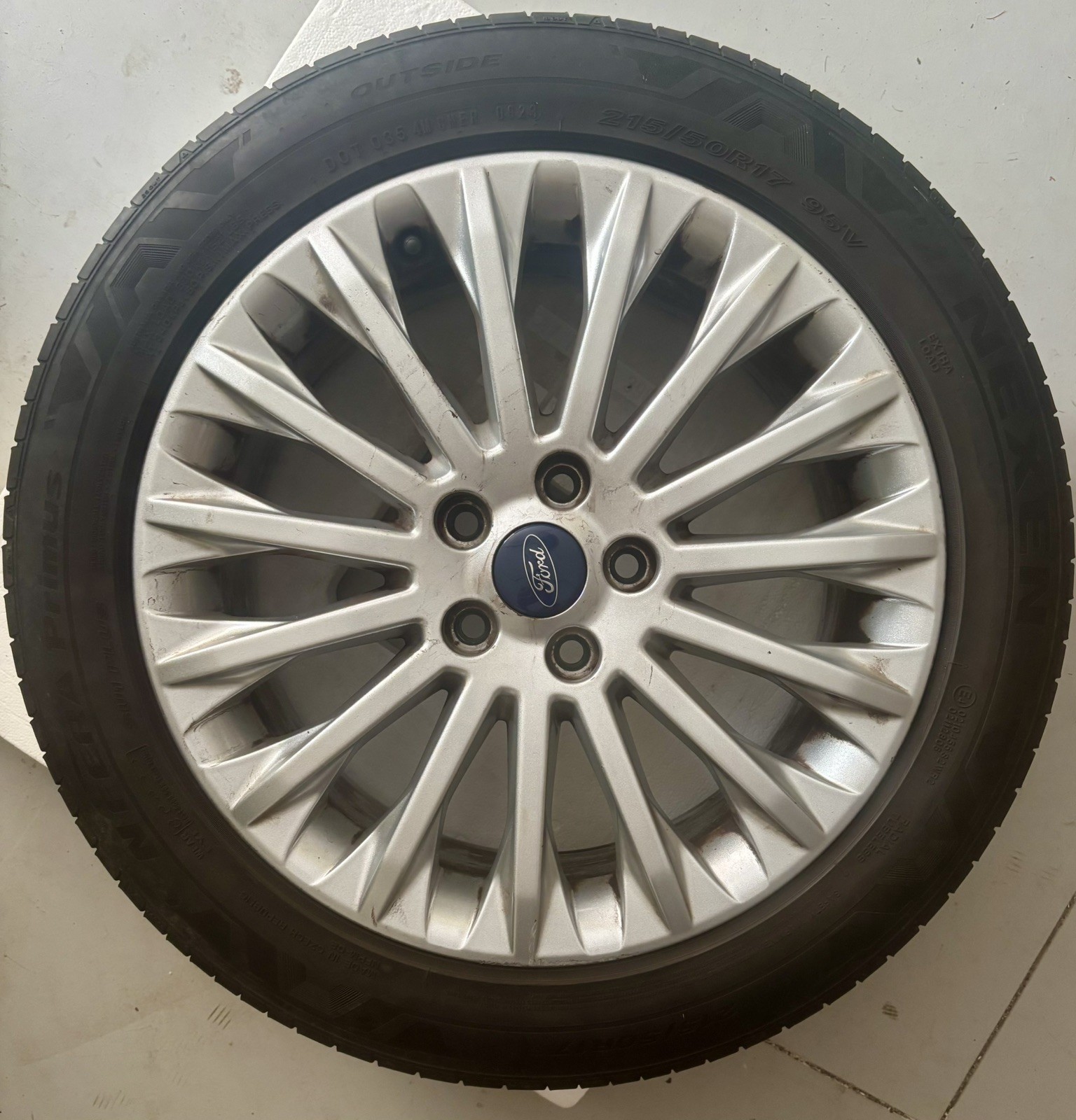 4 Gomme Estive 215 ,50R/17 (95V) e 4 cerchi in lega da 17 originali Ford CMax.