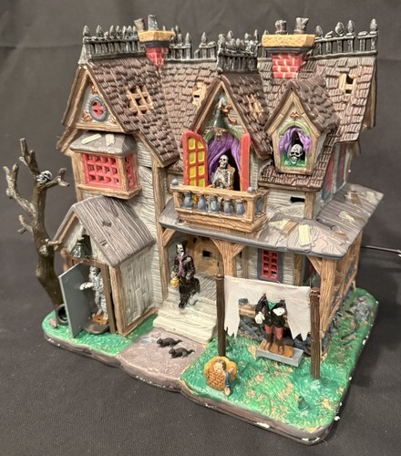 Villaggio e statuine Halloween Pumpkin Hollow & Spooky Town - Vintage, ritirato - Foto 45 di 109