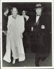 1946 Press Photo Actor Charles Boyer and wife, Pat Patterson attend a premier