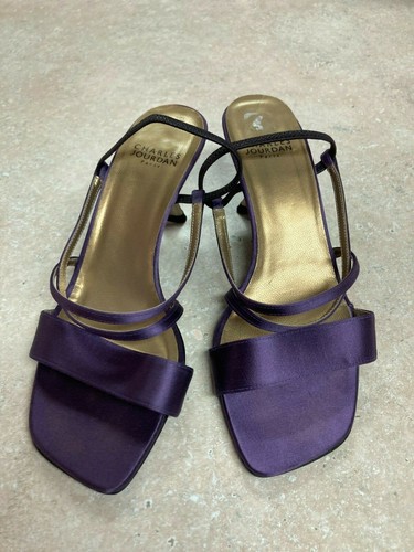 OPEN TOE, SLING BACK, KITTEN HEELS 