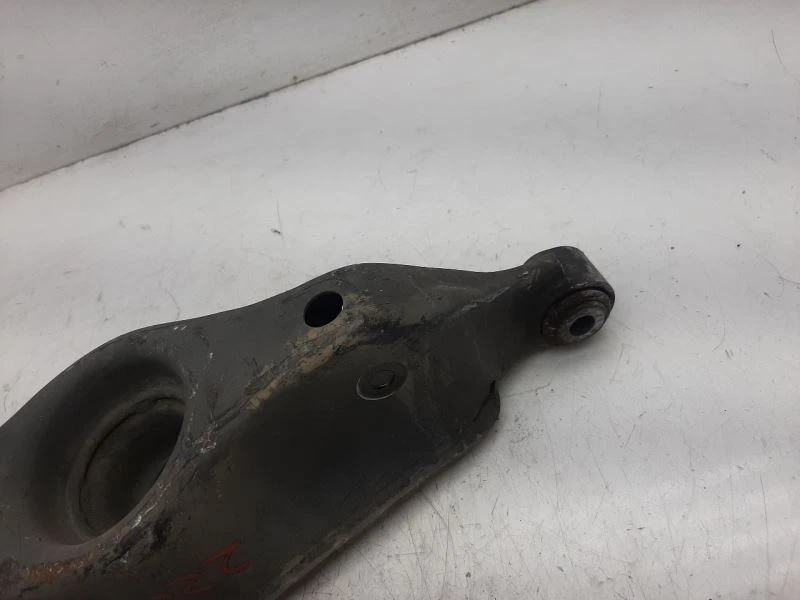 Lower Control Arm Rear Center Spring Perch 05-18 Chrysler 300 68229216AB - Изображение 3 из 4