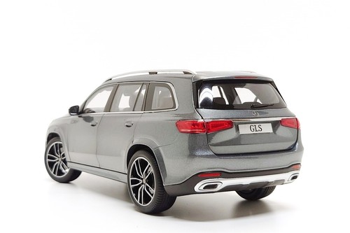 Jaditoys 1:18 Mercedes-Benz GLS (X167) in Selenite Grey (Dealer Edition) - Picture 10 of 13
