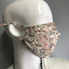 Handmade in Korea Fabric Face Masks Filter pocket, Shape kf94, Washable- Paisley