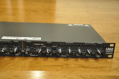 dbx 1066 2-Channel Compressor/Limiter/Gate Rackmount w