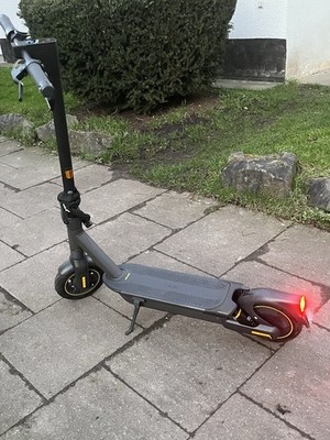 Ninebot by Segway Max G2D E-Scooter Schwarz. April 2025 Gekauft Top Zustand
