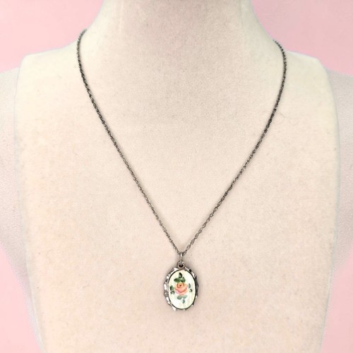 Vintage Sterling Silver Guilloche Enamel Rose Miraculous Medal Pendant Necklace 
