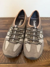 Sketchers Heirloom Sassies Grey Silver Slip on/ Style 21224/ Sz 6 EUC