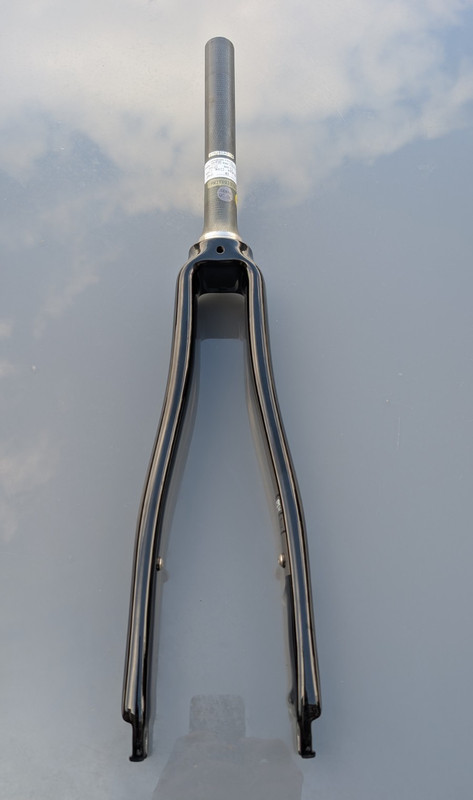 Kinesis Tracer Carbon Fibre Rigid Fork Tapered Steerer - Quick Relase 