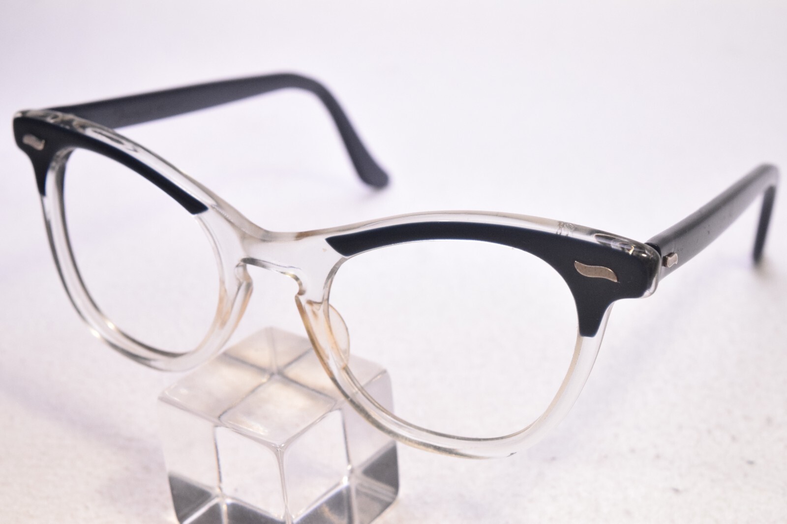 VINTAGE IMPERIAL OPTICAL CAT EYE EYEGLASS/SUNGLASS FRAMES 46