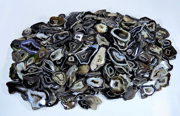 LOTE AL POR MAYOR DE PIEDRAS PRECIOSAS SUELTAS CABUJÓN MEZCLA ÁGATA DRUZY REBANADA NEGRA NATURAL MI314 Foto 2 de 4