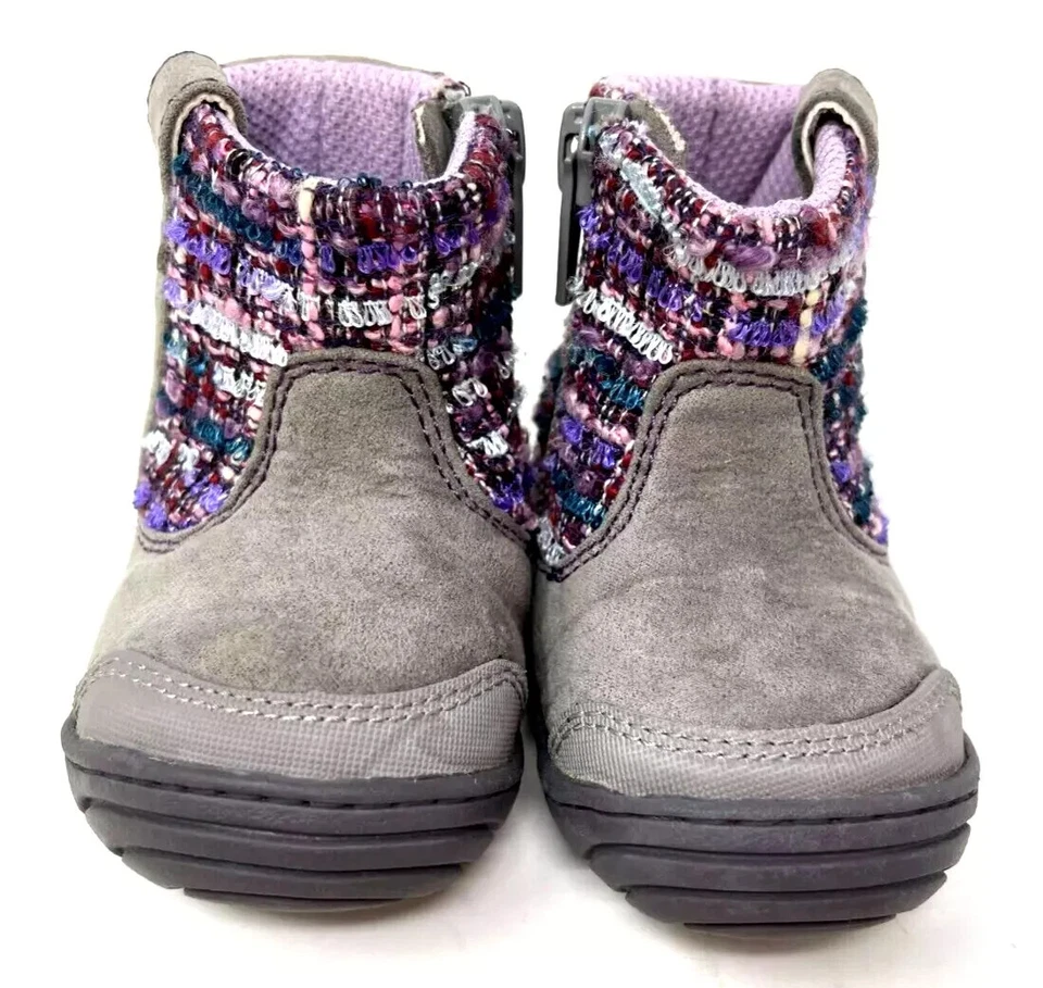 Botines Stride Rite Adora con cremallera gris/púrpura para niña pequeña talla: 3 142C Foto 3 de 4