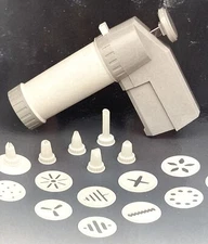 Vintage Cookie Press and Icing Set 10 Cookie Discs 6 Decorating Tips Extra Discs