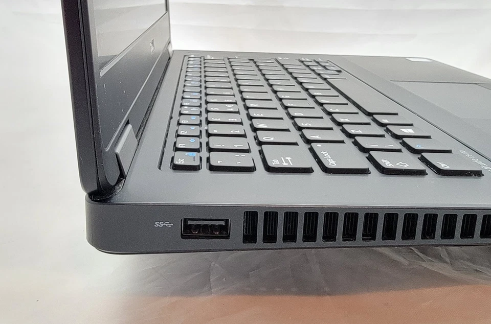 Dell Latitude E5470 - i7 6th Gen -32GB RAM - 256GB SSD - 14" - HDMI - Win 11 - Image 4 of 4