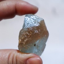 Cristal Topacio Policromado Bicolor 209 ct Volodarsk-Volynskii, Ucrania Natural Crudo