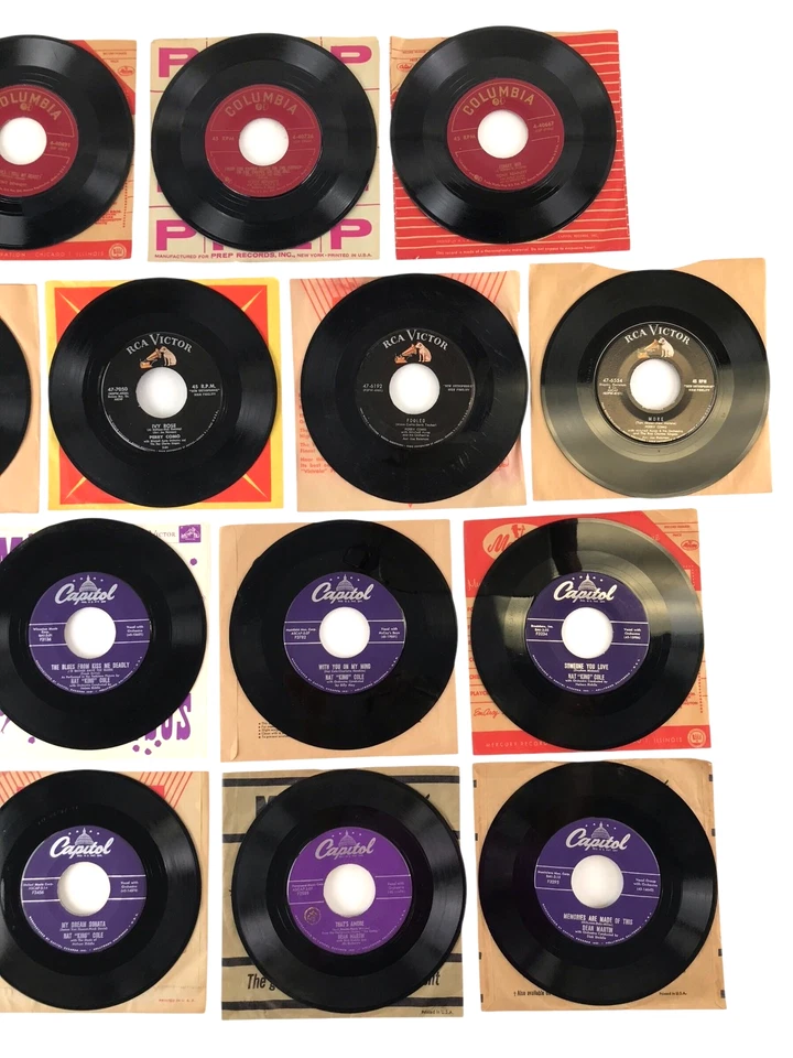 Record Lot 17 Vinyl 45s Perry Como D Martin T Bennett Nat King Cole 1950s 1960s - Image 4 of 4
