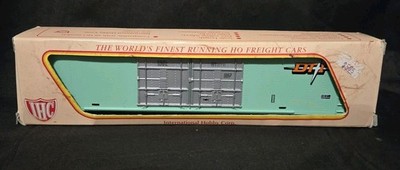 DTI DOUBLE DOOR BOX CAR BY IHC/MEHANO IN HO SCALE FACTORY ORIGINAL NEW AND RARE