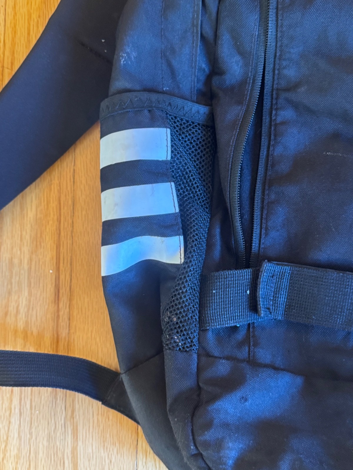 Adidas LoadSpring Multi-Pocket Backpack Gray/Blac… - image 5