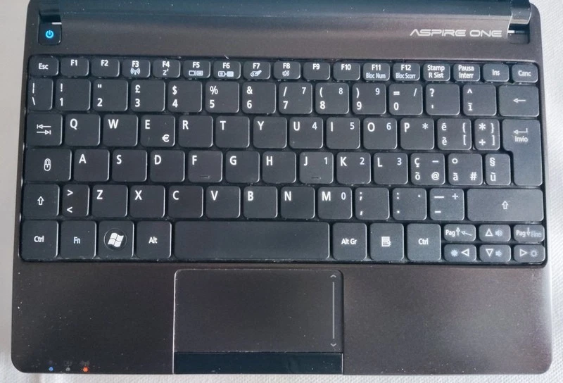 NETBOOK ACER ASPIRE ONE D270 WINDOWS 10 SSD 128 GB 4GB RAM - Immagine 3 di 4