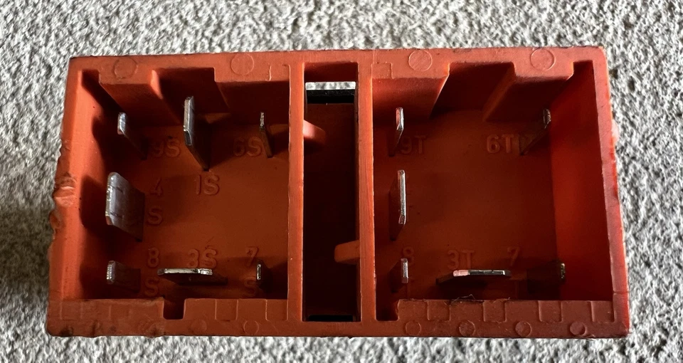 91-95 VOLVO 740 780 940 MÓDULO DE CONTROL DE CRUCERO 9130207 control informático ECU. Foto 2 de 4