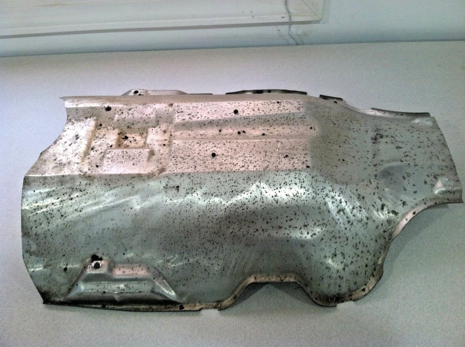 Mercedes-Benz SL500 R129 1996-1998 ~ cribado de catalizador ~ OEM Foto 2 de 3