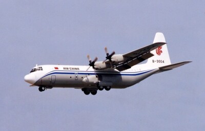 L-100-30 Hercules China Östliche - KJ Models KJ-C130-055 1/200 - Vorbestellung