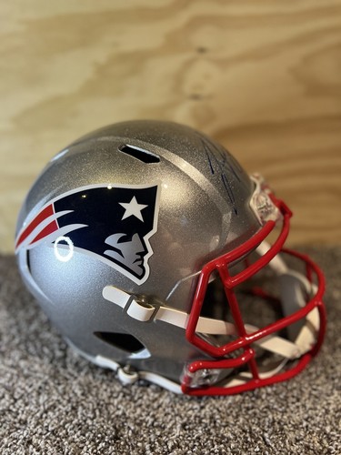 Josh Gordon Patriots Speed Rep w/ Beckett coa