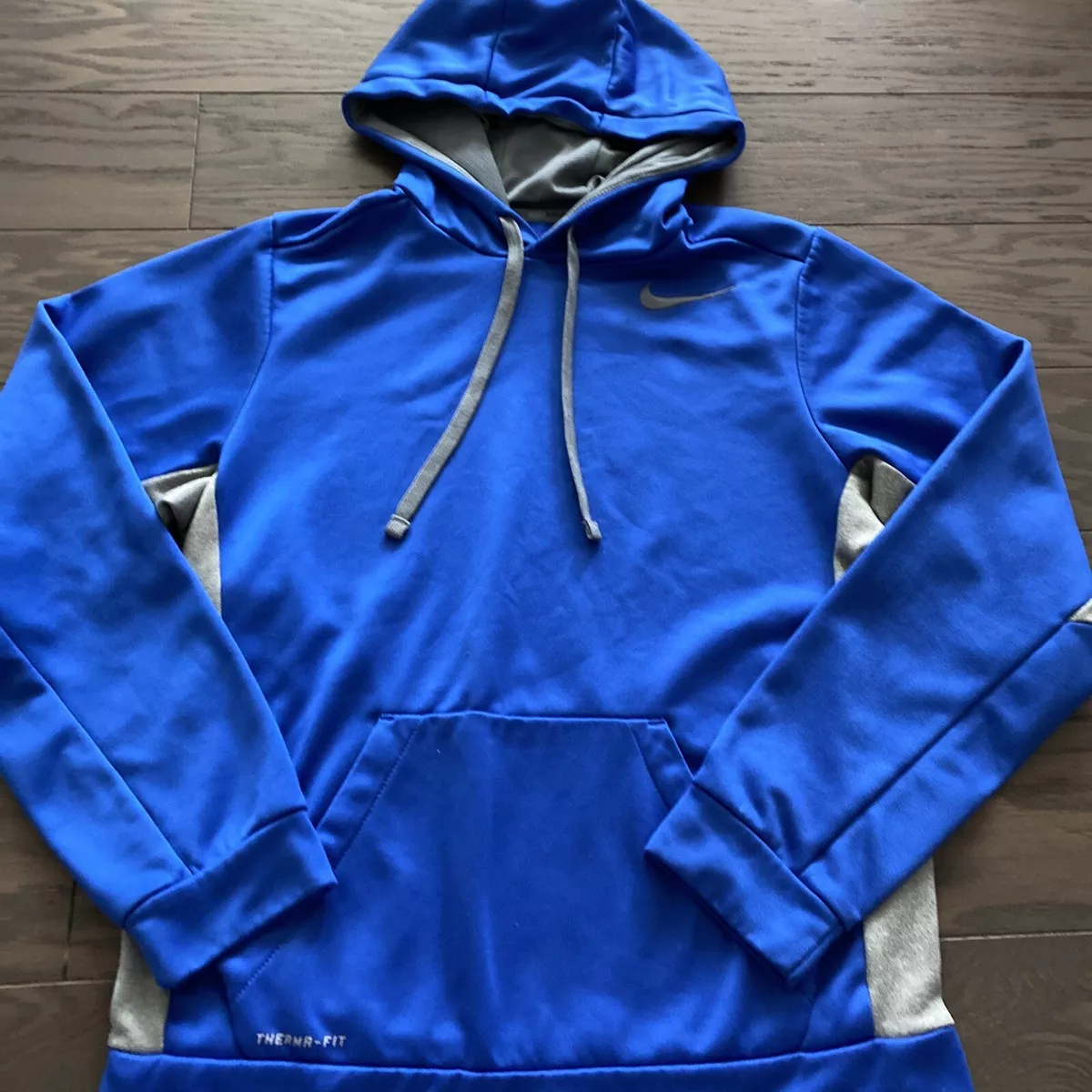 Nike blue therma fit hotsell hoodie