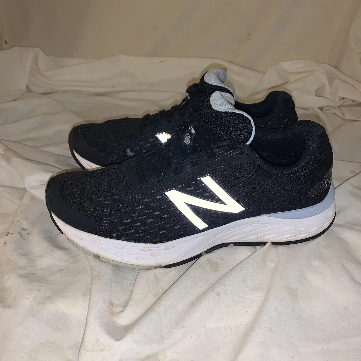 Women s New Balance 680v6 Women s Running Shoe Black White W680LK6 Sz7.5