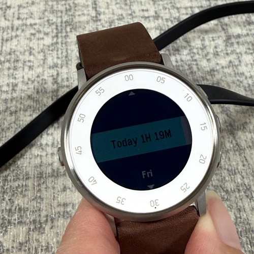 PEBBLE Time 20 mm Round Silver & White w/ Brown Strap Smartwatch iPhone/Android - Picture 17 of 20